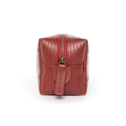 Elvis & Kresse Medium Wash Bag - Red